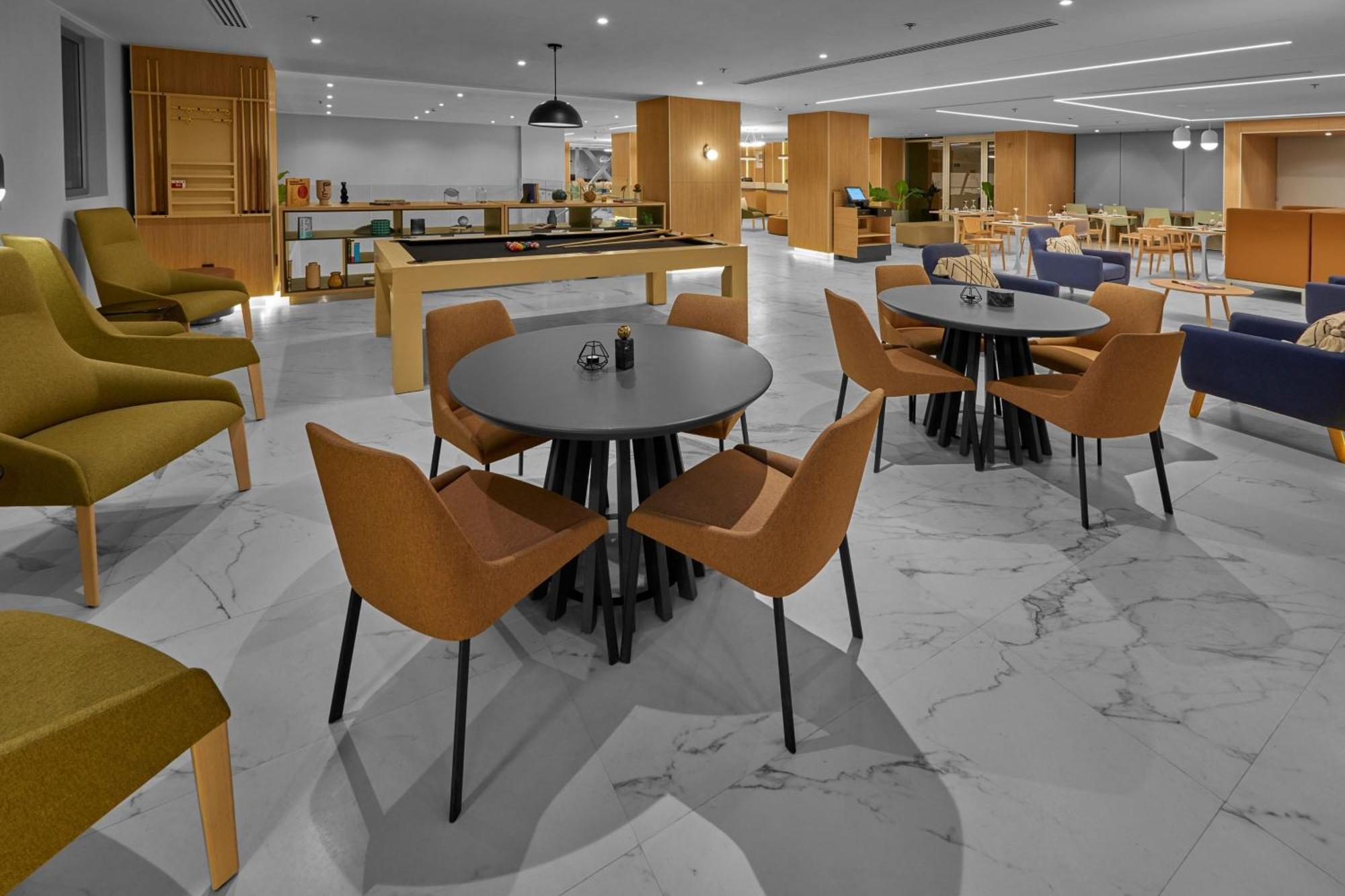 City Express Plus By Marriott Guadalajara Providencia Exterior photo