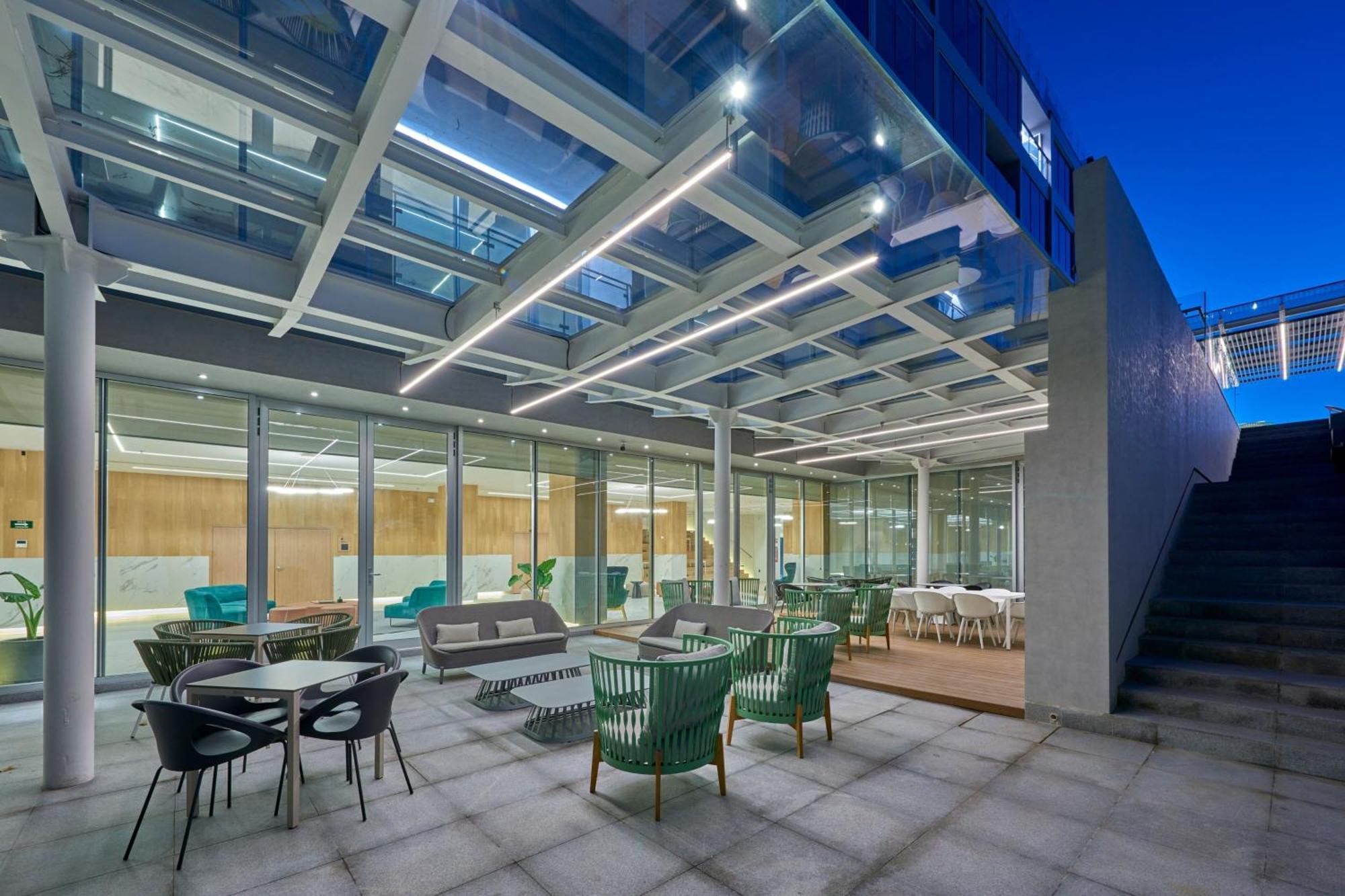 City Express Plus By Marriott Guadalajara Providencia Exterior photo